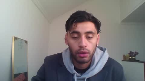 Snapshot of jessepickman chatting on December 19, 12:23 pm Angel  Demon online show from December 19, 12:23 pm