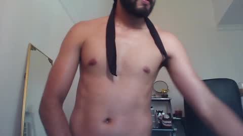 Snapshot of jessepickman chatting on December 3, 6:00 pm Angel  Demon online show from December 3, 6:00 pm