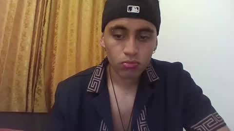 Snapshot of jessepickman chatting on December 6, 10:35 pm Angel  Demon online show from December 6, 10:35 pm