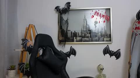 bella  adams online show from October 27, 9:59 pm