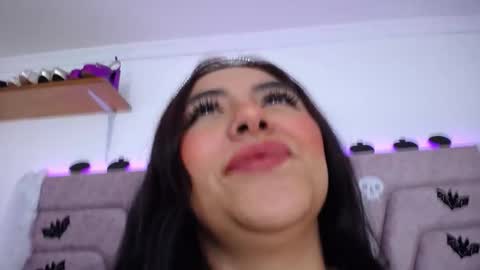 Jessica Kraft online show from October 30, 1:17 am