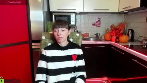 Snapshot of jessicaforris chatting on October 22, 7:22 am jessicaforris online show from October 22, 7:22 am