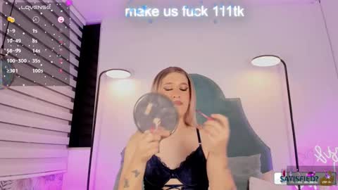 JESSI AND NAOMI online show from March 6, 11:59 pm