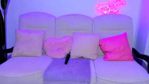 Jessy online show from March 23, 8:58 pm