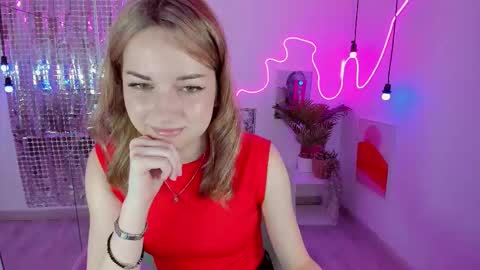 Snapshot of jessie_cuti chatting on October 16, 1:11 pm Jessie online show from October 16, 1:11 pm