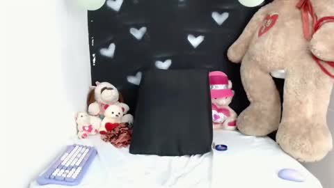 Jessie Big Boobs online show from November 21, 12:25 pm