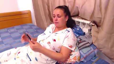 jessiestar3 online show from May 8, 7:25 am