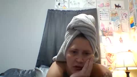 Jesskay420 online show from October 23, 10:17 am