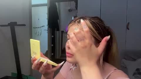 jessluck_1 online show from July 1, 1:42 pm