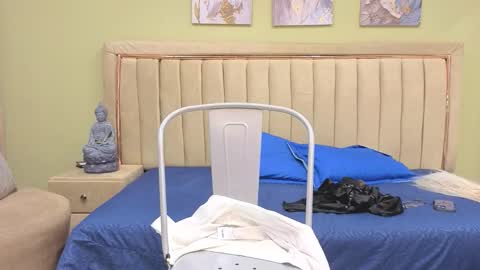 Jessy Mateus online show from March 21, 12:32 pm