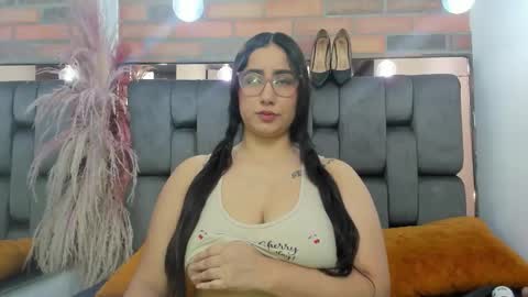 JESSY CORTES online show from December 5, 5:33 pm