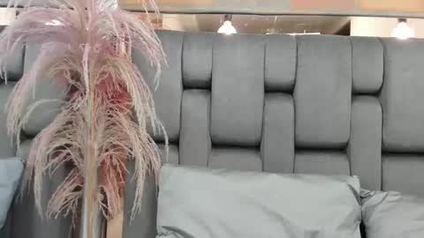 JESSY CORTES online show from April 16, 5:07 am