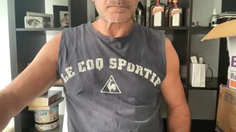 Jesuiscoquin online show from January 3, 6:44 am