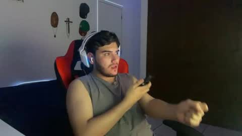 HotBoy online show from January 22, 8:40 am