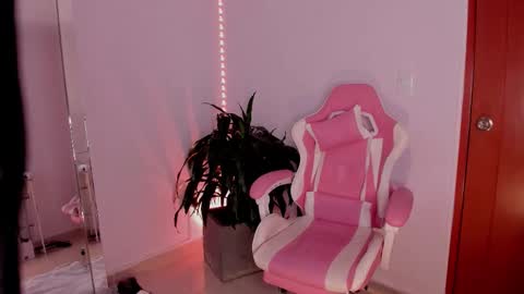 Jessica online show from February 25, 9:07 pm