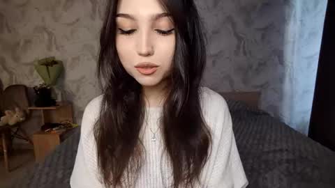 I am Gina ntmu Lets hit 10 Thumbs Up together online show from March 26, 1:27 pm