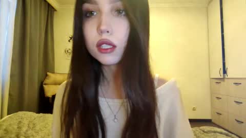 I am Gina ntmu Lets hit 10 Thumbs Up together online show from February 20, 12:18 pm