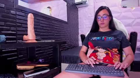 Queen online show from March 8, 12:22 am