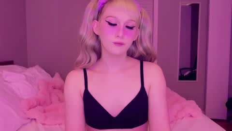 Snapshot of jeylababe chatting on September 20, 2:25 am   online show from September 20, 2:25 am