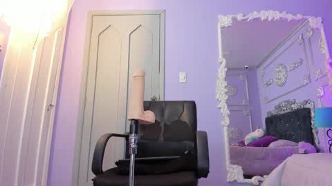 Jeyy online show from October 3, 11:51 am