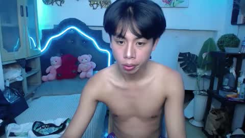 jhan_destroyer2003 online show from December 3, 5:26 am