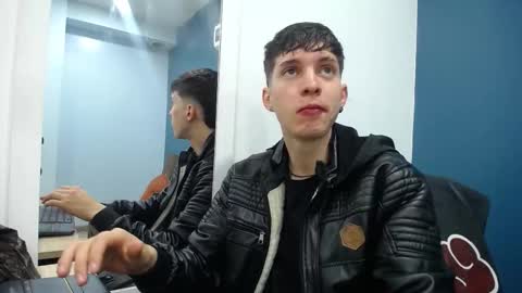 Jheampiero online show from November 25, 12:48 pm