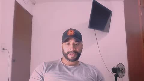 En moreno online show from January 16, 6:22 am