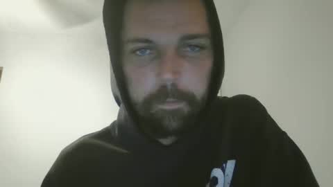 jholls online show from January 17, 1:36 am