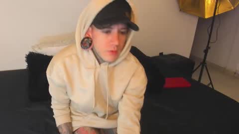 jhonny_ackerman online show from October 16, 6:02 am