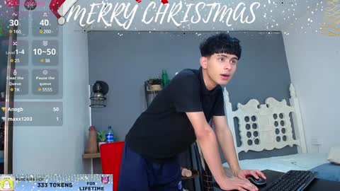 JHONNATHAN online show from December 24, 4:08 pm