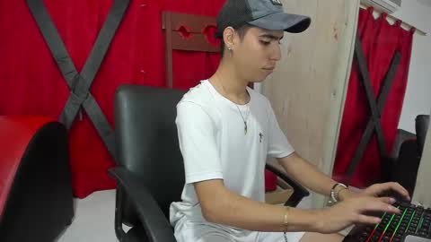 Jhonny online show from January 30, 3:33 am