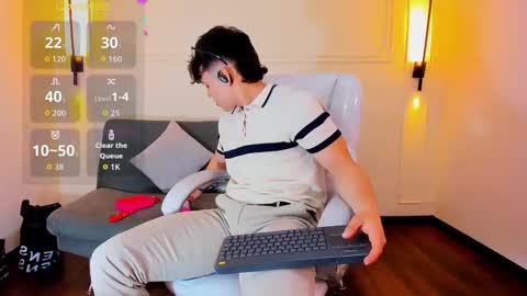 Snapshot of jhoumod_21 chatting on September 29, 12:37 pm jhoumod_21 online show from September 29, 12:37 pm