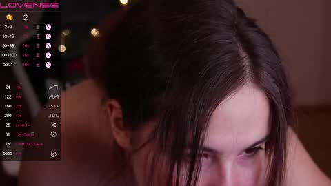 jia_lisaa online show from January 5, 3:00 am