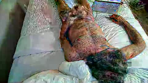 jimjimjim2633 online show from April 2, 1:02 am