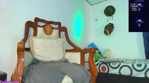 Jimm  Independent Model  online show from January 7, 2:11 pm