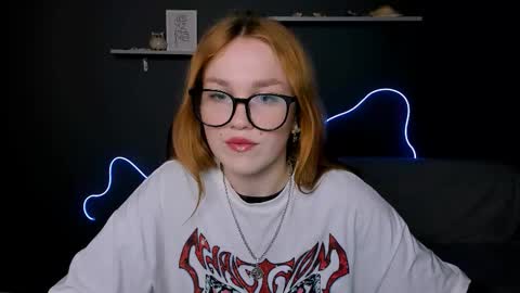 jina_toys online show from September 10, 7:37 pm