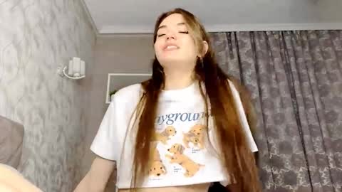 Jinny online show from September 8, 6:18 pm