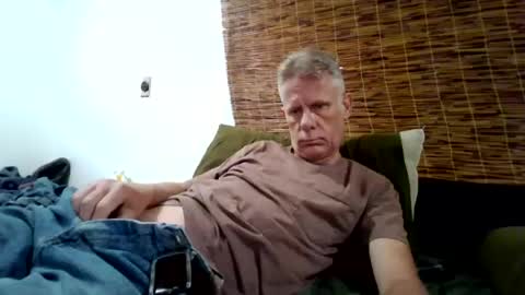 jizzmitten5 online show from July 11, 8:17 am