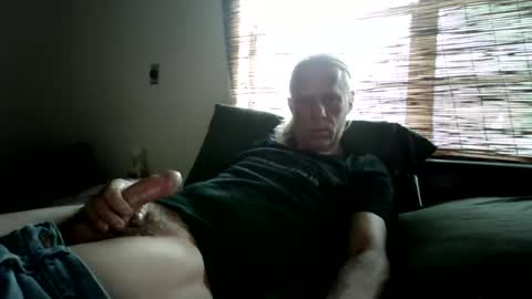 jizzmitten5 online show from June 21, 6:58 pm