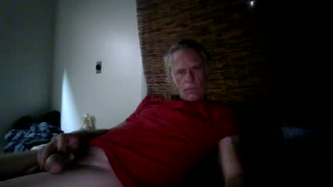 jizzmitten5 online show from June 29, 4:53 am