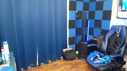 Jizzy Blue online show from February 3, 12:36 am