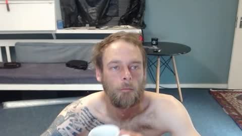 JamesJan van Rebel online show from February 20, 2:33 am