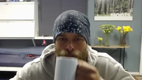 JamesJan van Rebel online show from September 28, 5:16 am