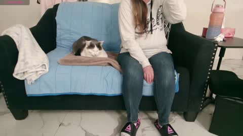 Nicole  Allen online show from January 29, 12:22 am