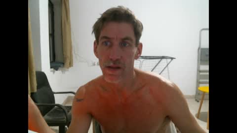 jlmbud online show from December 28, 2:33 am