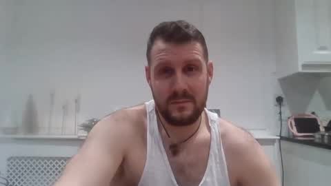 jmakk99 online show from December 6, 10:35 pm