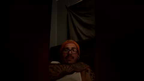 jnoseh23 online show from April 15, 11:13 am