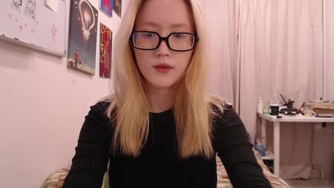 joan_kiss online show from December 15, 1:45 am