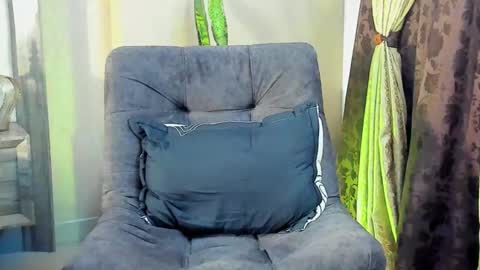 Snapshot of joan_saenz chatting on February 26, 2:08 am JOAN SAENZ online show from February 26, 2:08 am