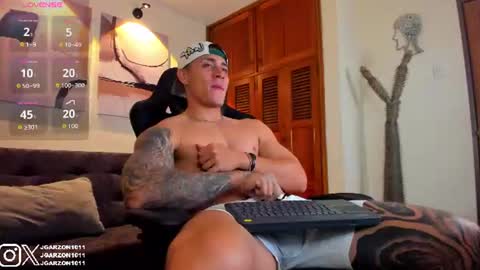 joan_soto online show from June 19, 1:39 pm